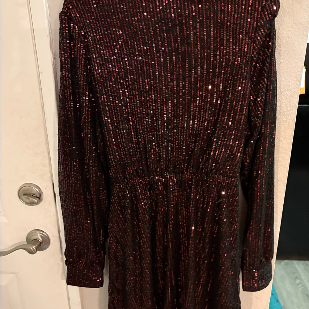City Chic Black Dress with Red Sequin Detail - Long Sleeve - Picture 4 of 4